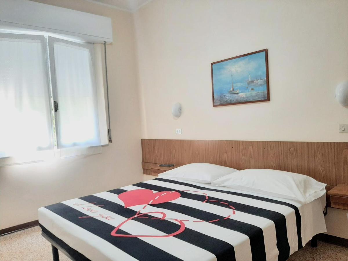 Hotel Amalfi Rimini Ngoại thất bức ảnh